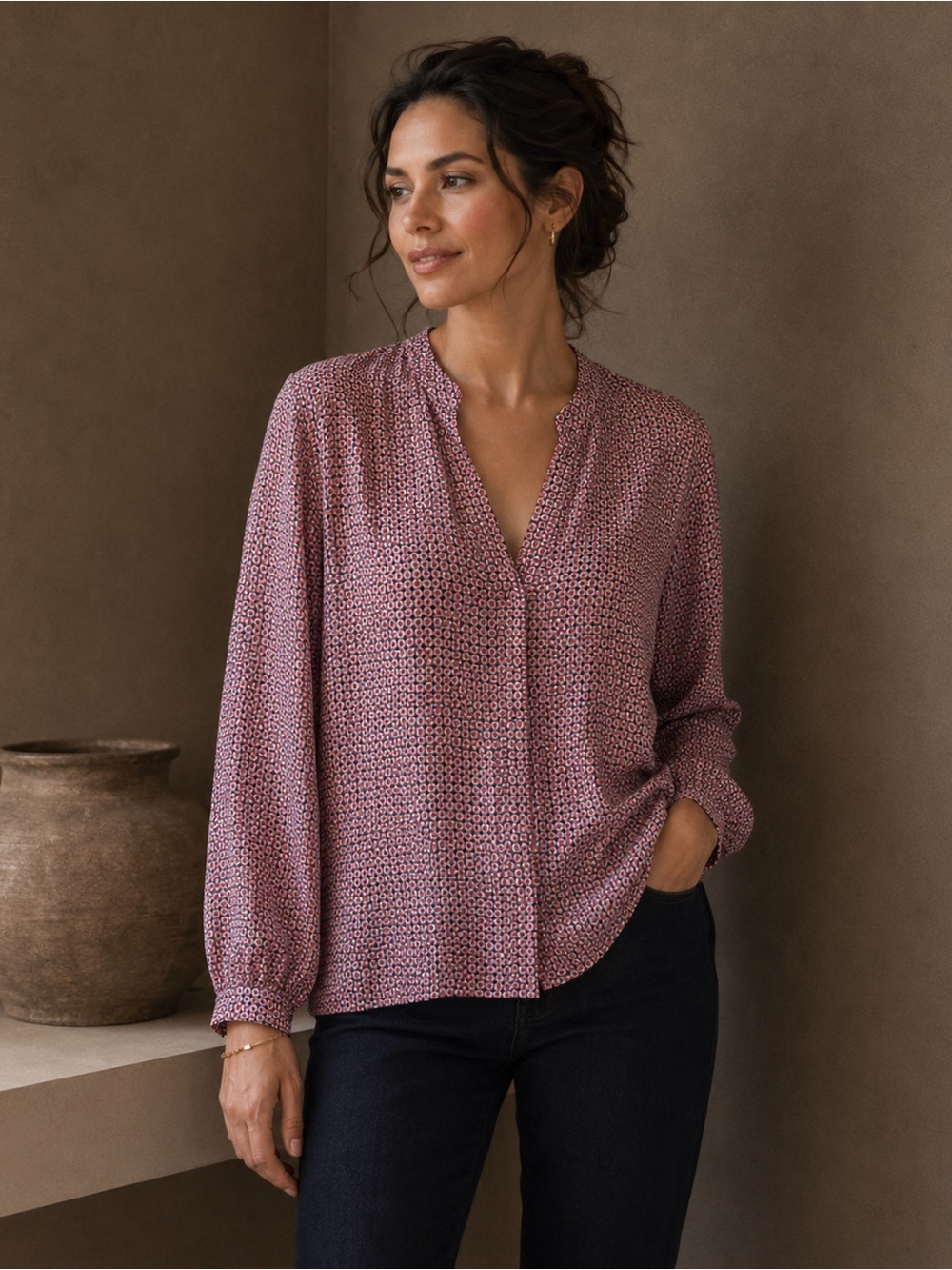 Joie Venicia 100% Silk Geometric Square Blouse in Navy Red Medium